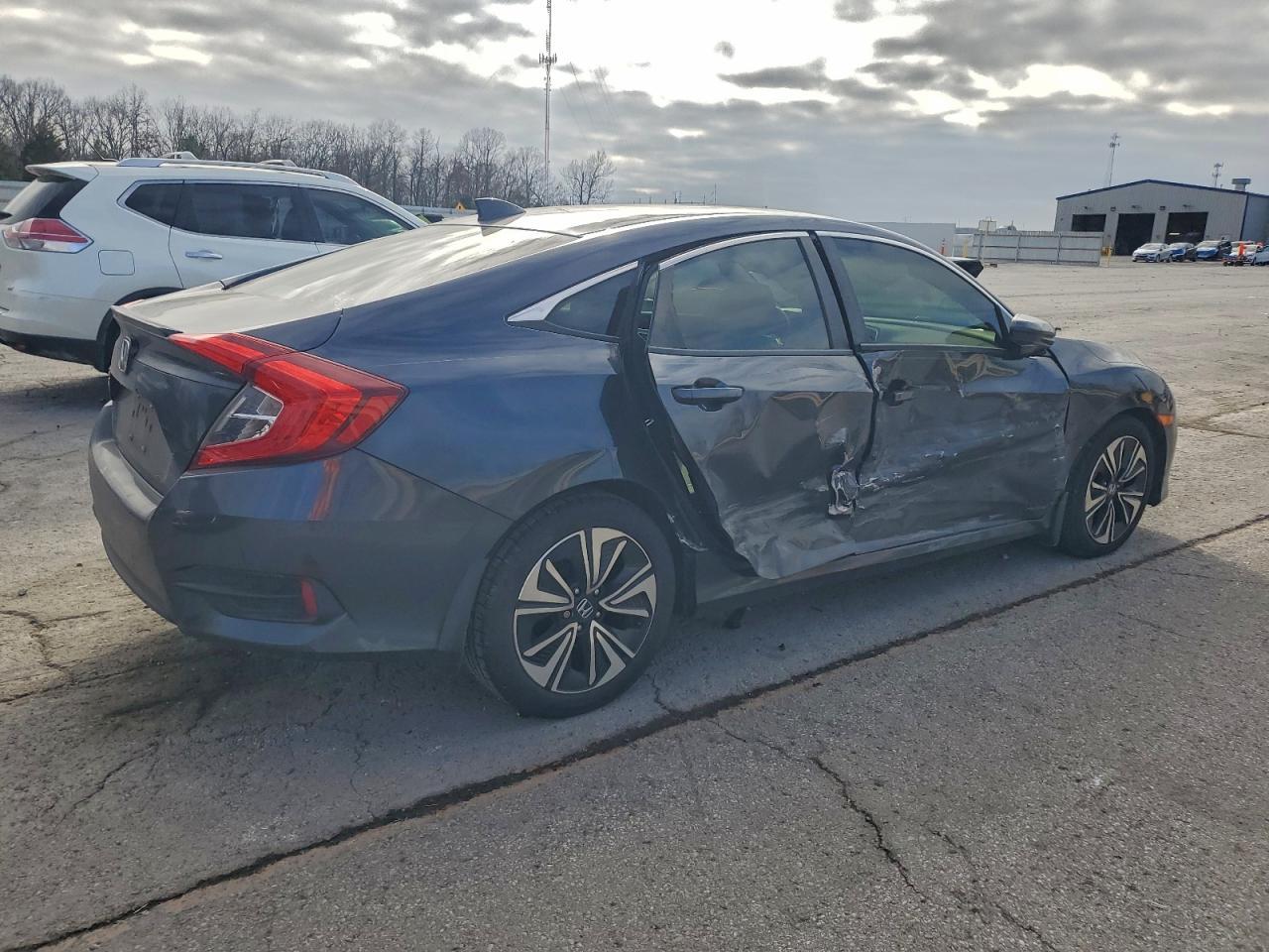 2018 Honda Civic Ex - Image 3