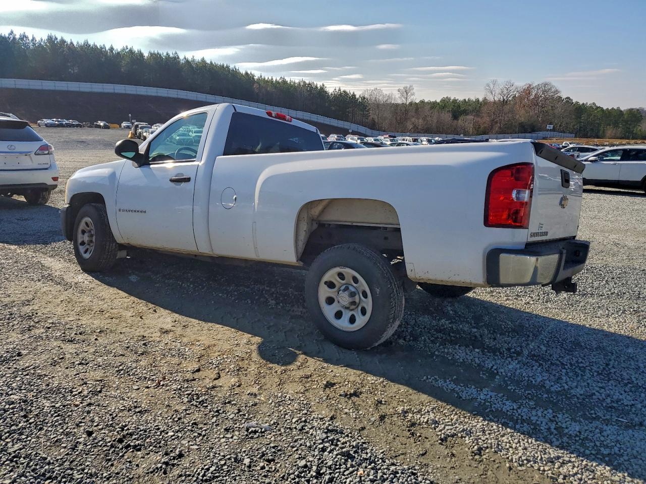 2009 Chevrolet Silverado C1500 - Image 2