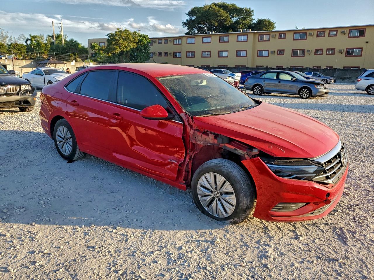 2019 Volkswagen Jetta S - Фото 4