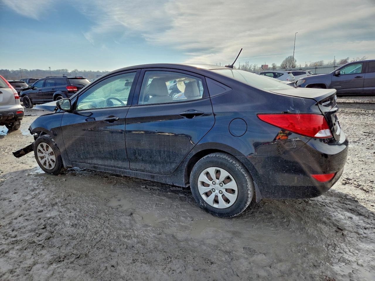 2015 Hyundai Accent - Image 2