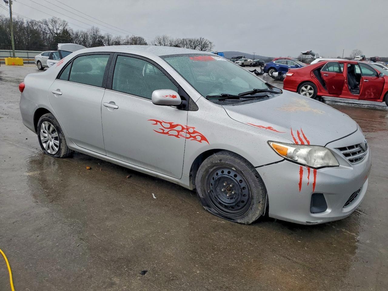 2013 Toyota Corolla Base - Фото 4