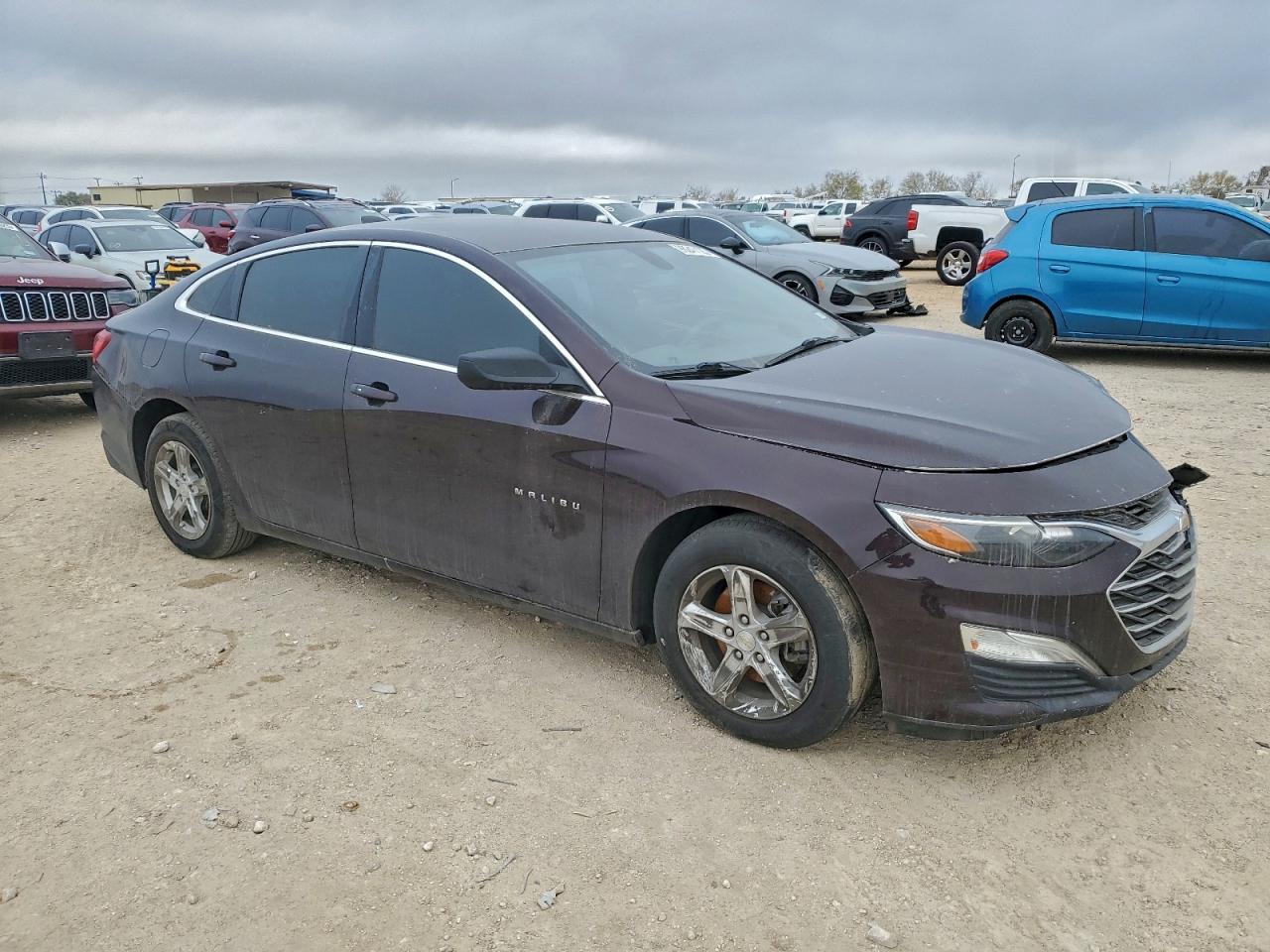 2020 Chevrolet Malibu Ls - Фото 4