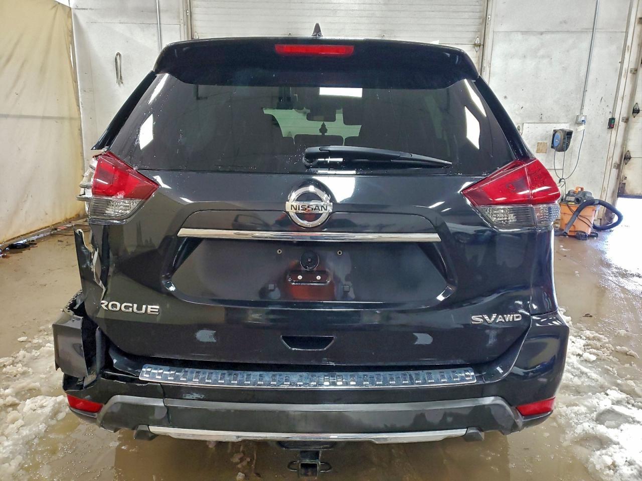 2017 Nissan Rogue S - Фото 6