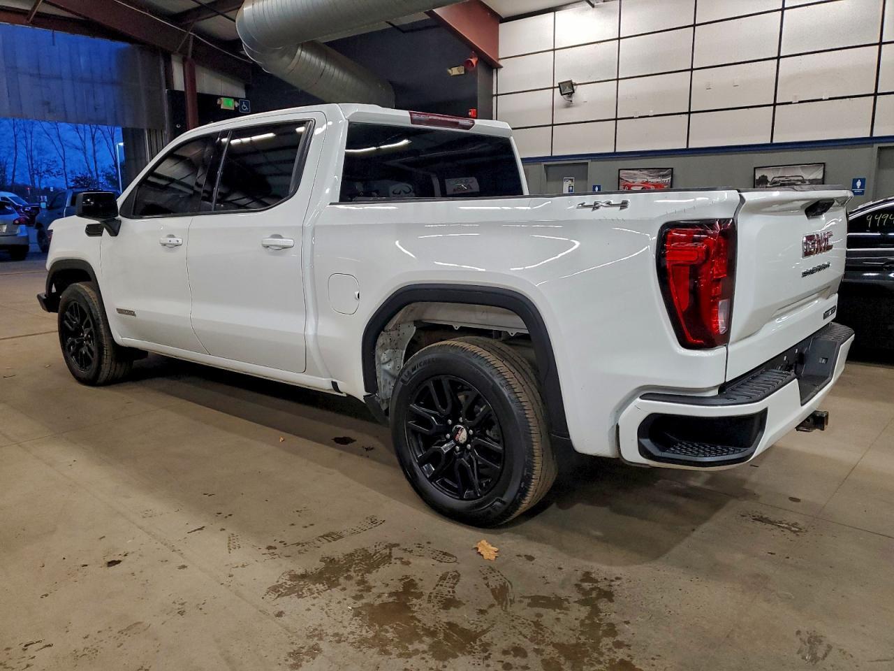 2023 GMC Sierra K1500 Elevation - Image 2