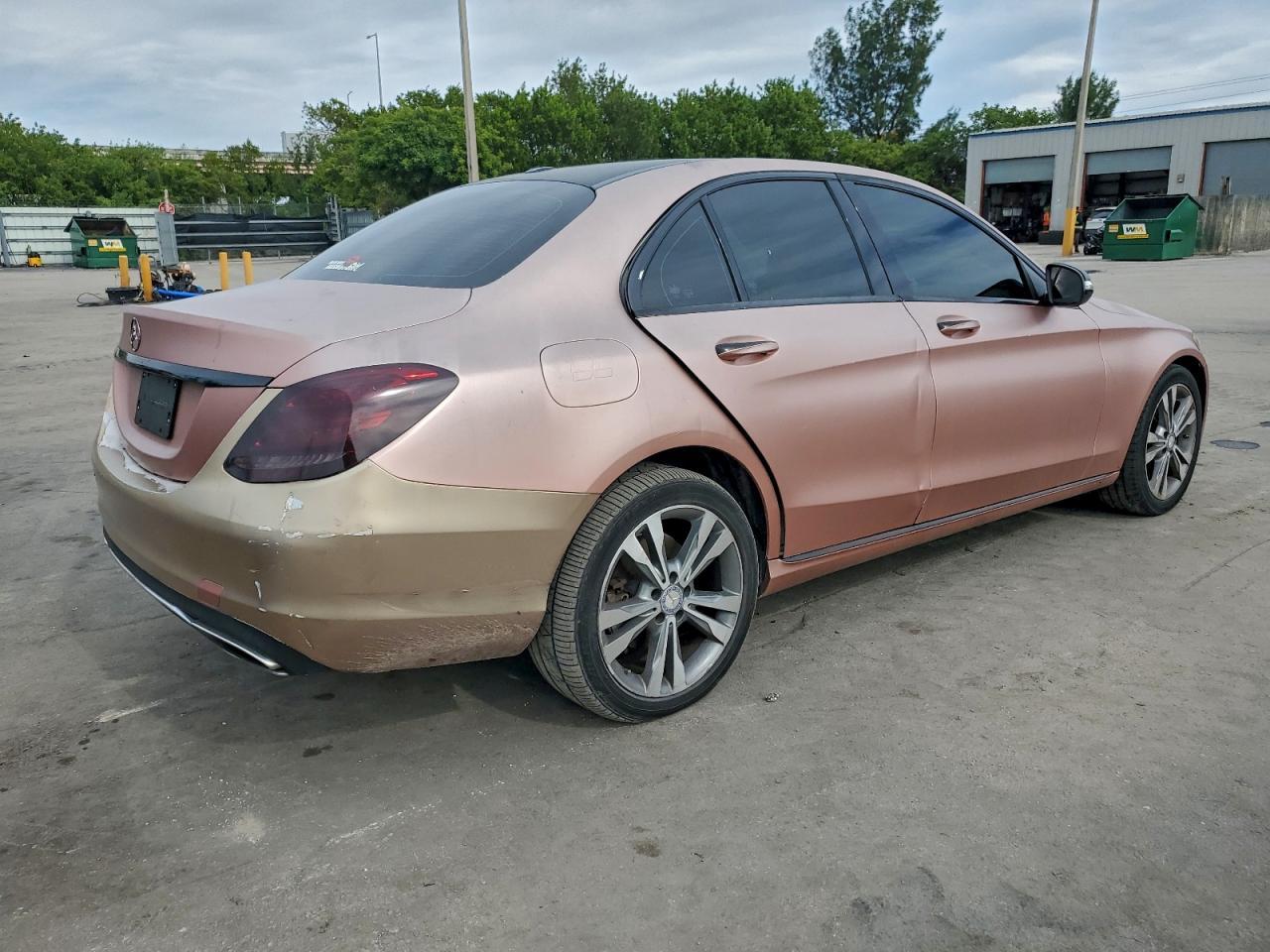2015 Mercedes-Benz C 300 4Matic - Фото 3