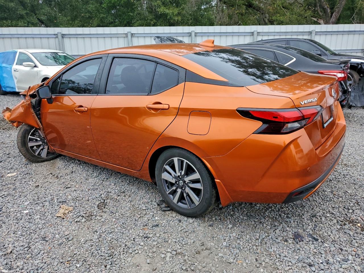 2020 Nissan Versa Sv - Фото 2