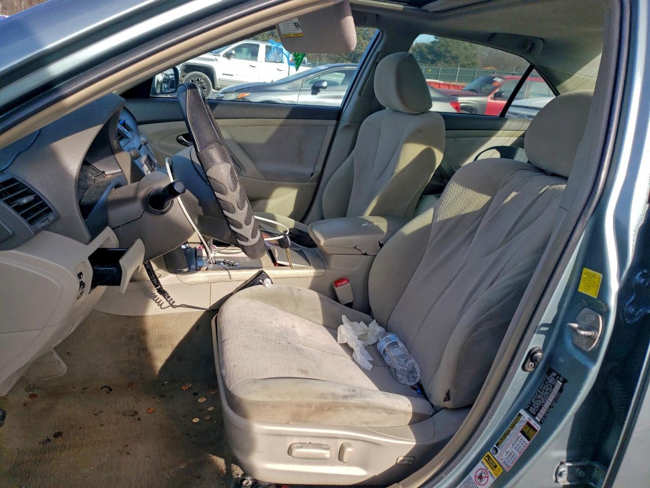 2011 Toyota Camry Base - Фото 7