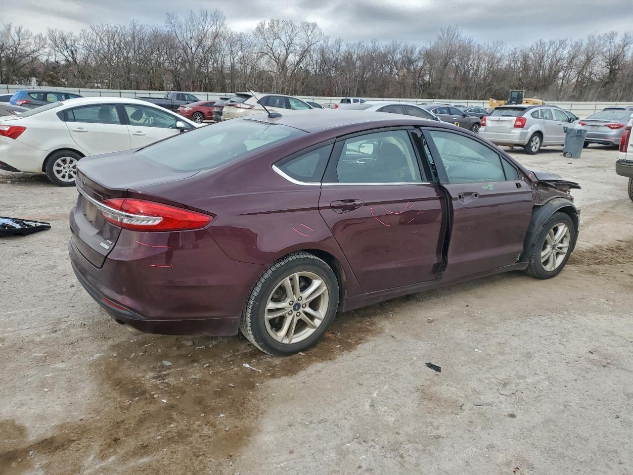 2018 Ford Fusion Se - Фото 3