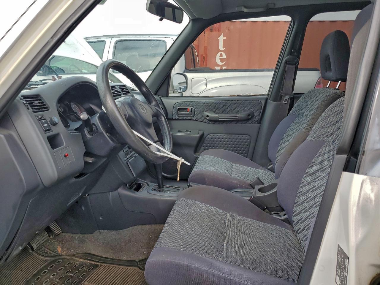1999 Toyota Rav4 - Фото 7