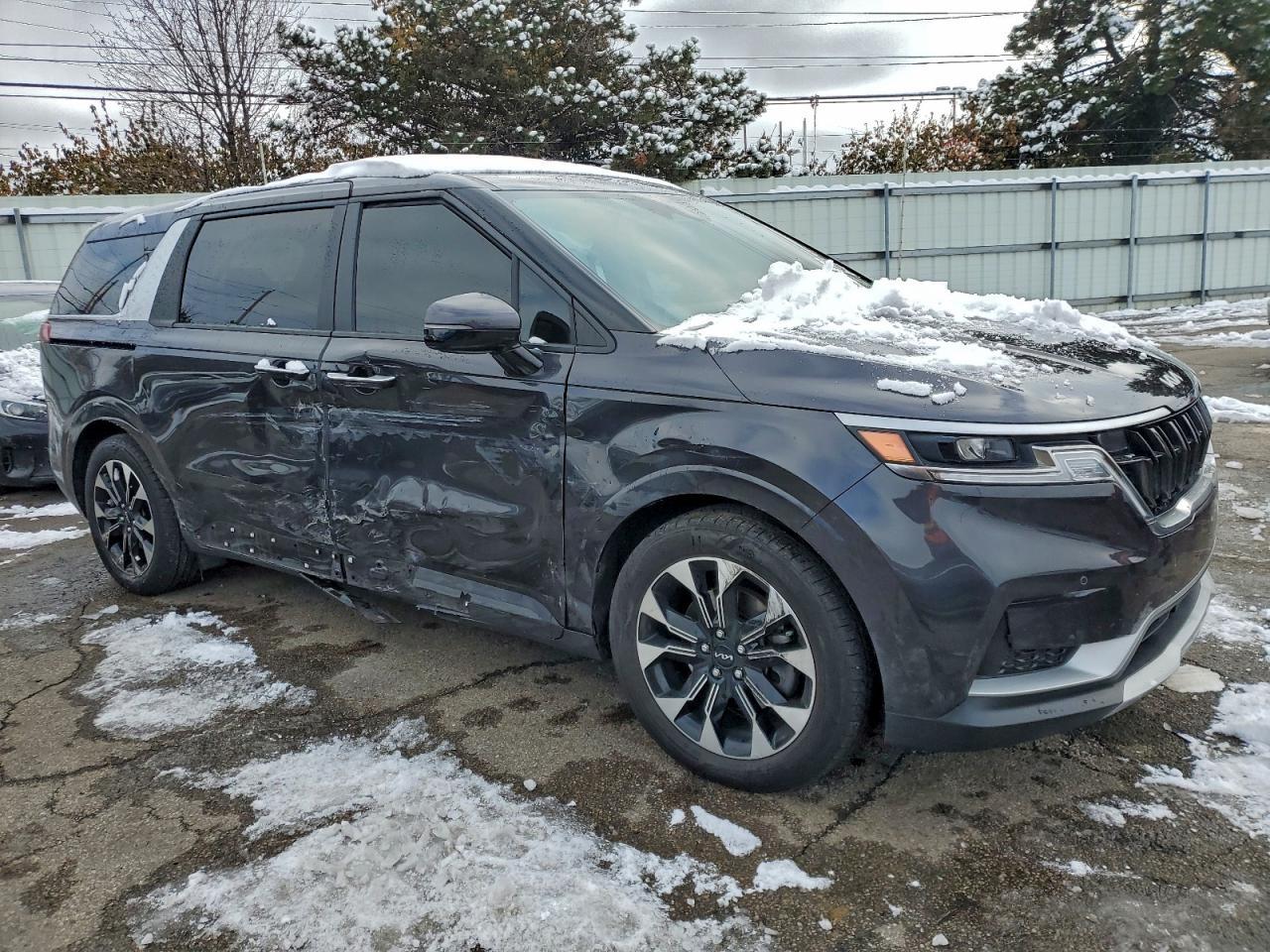 2023 Kia Carnival Ex - Фото 4