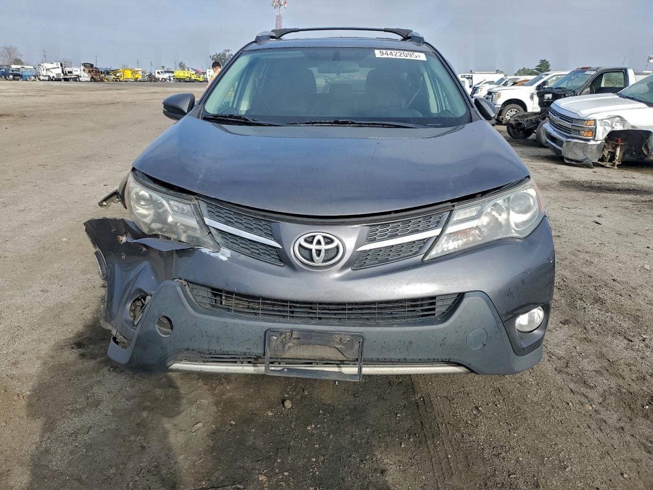 2015 Toyota Rav4 Xle - Image 5