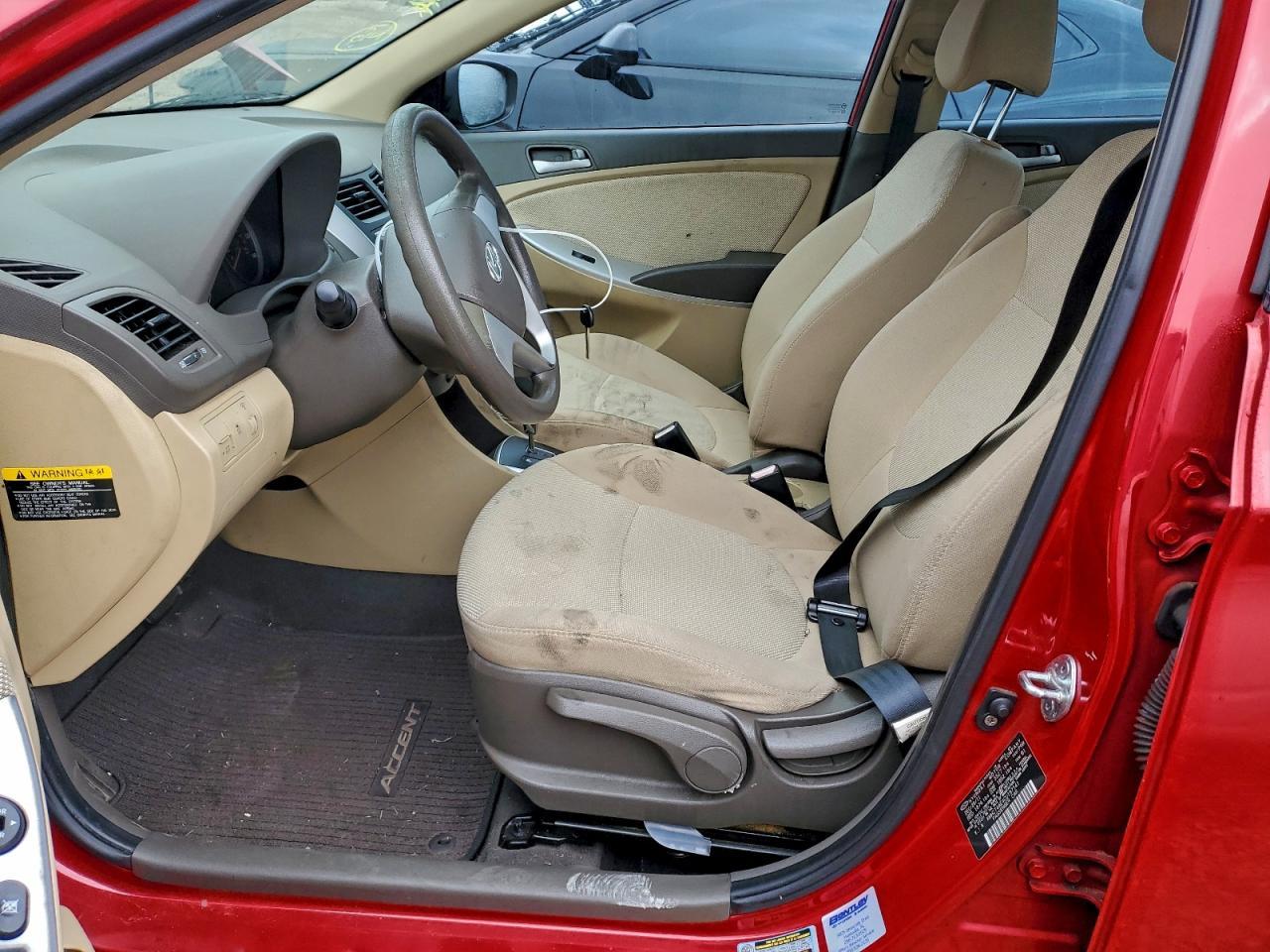 2012 Hyundai Accent Gls - Image 7
