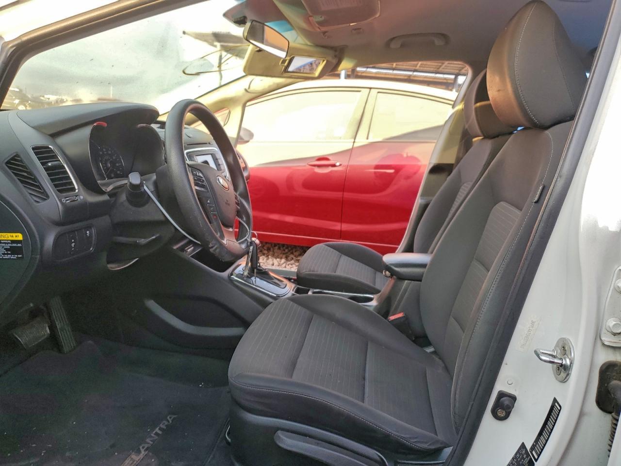 2017 Kia Forte Lx - Image 7