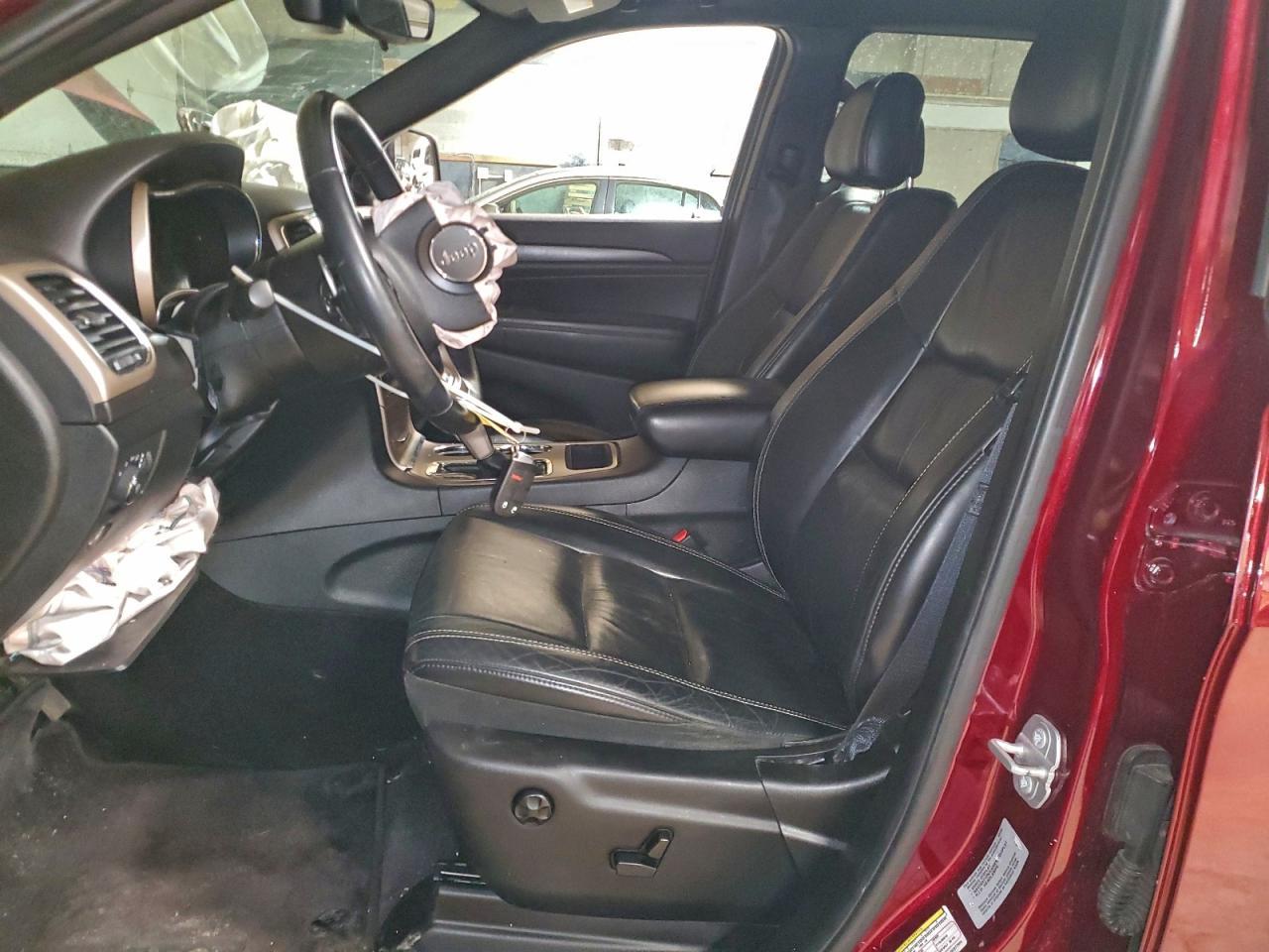 2017 Jeep Grand Cherokee Laredo - Image 7