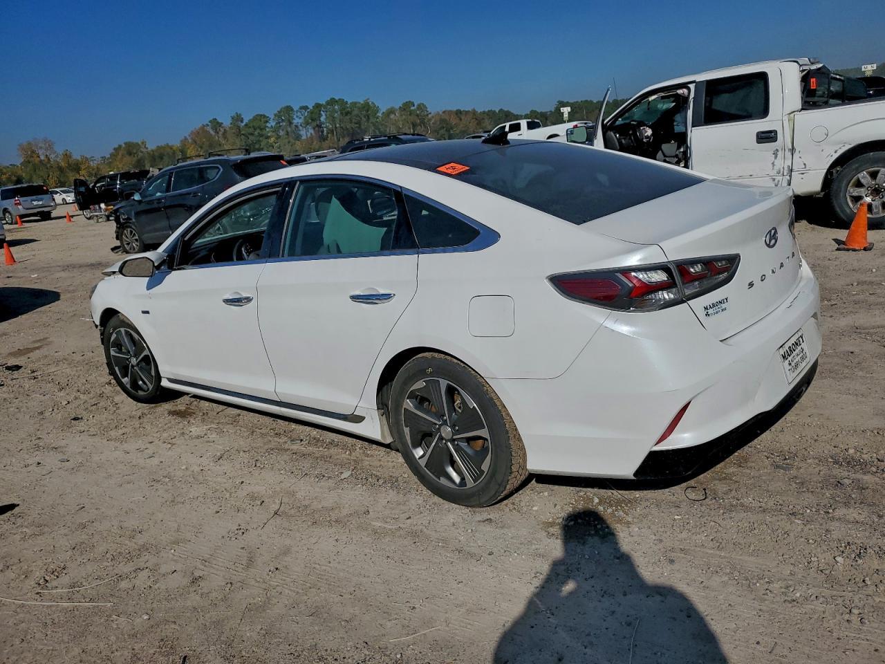2019 Hyundai Sonata Hybrid - Фото 2