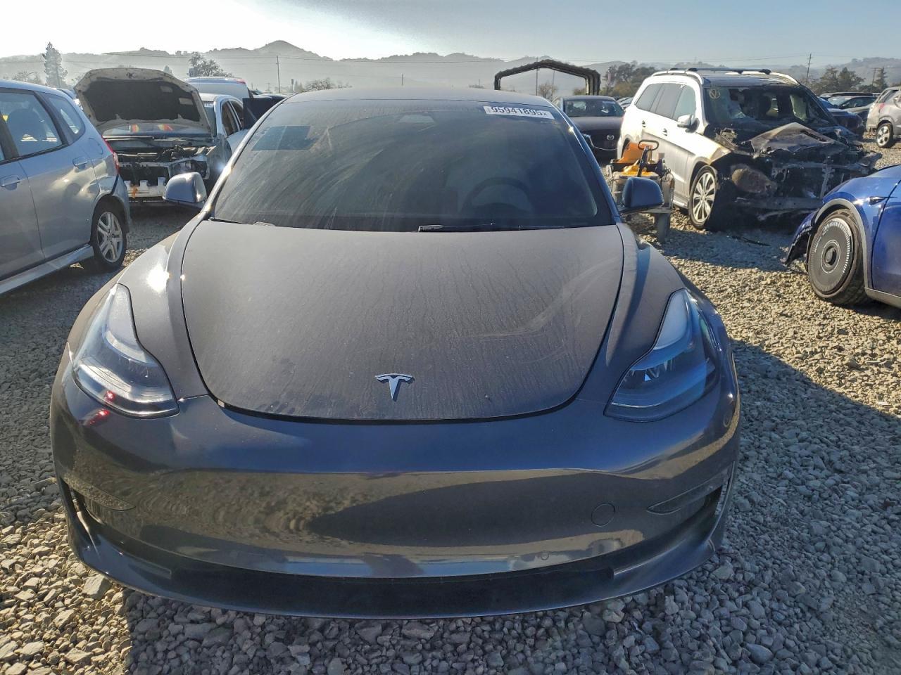2022 Tesla Model 3 - Image 5