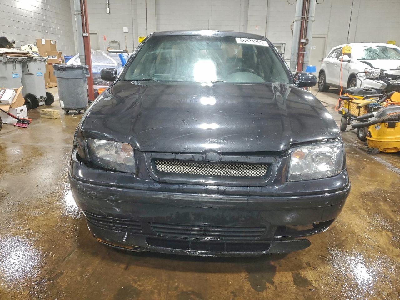 2004 Volkswagen Jetta Gls - Image 5