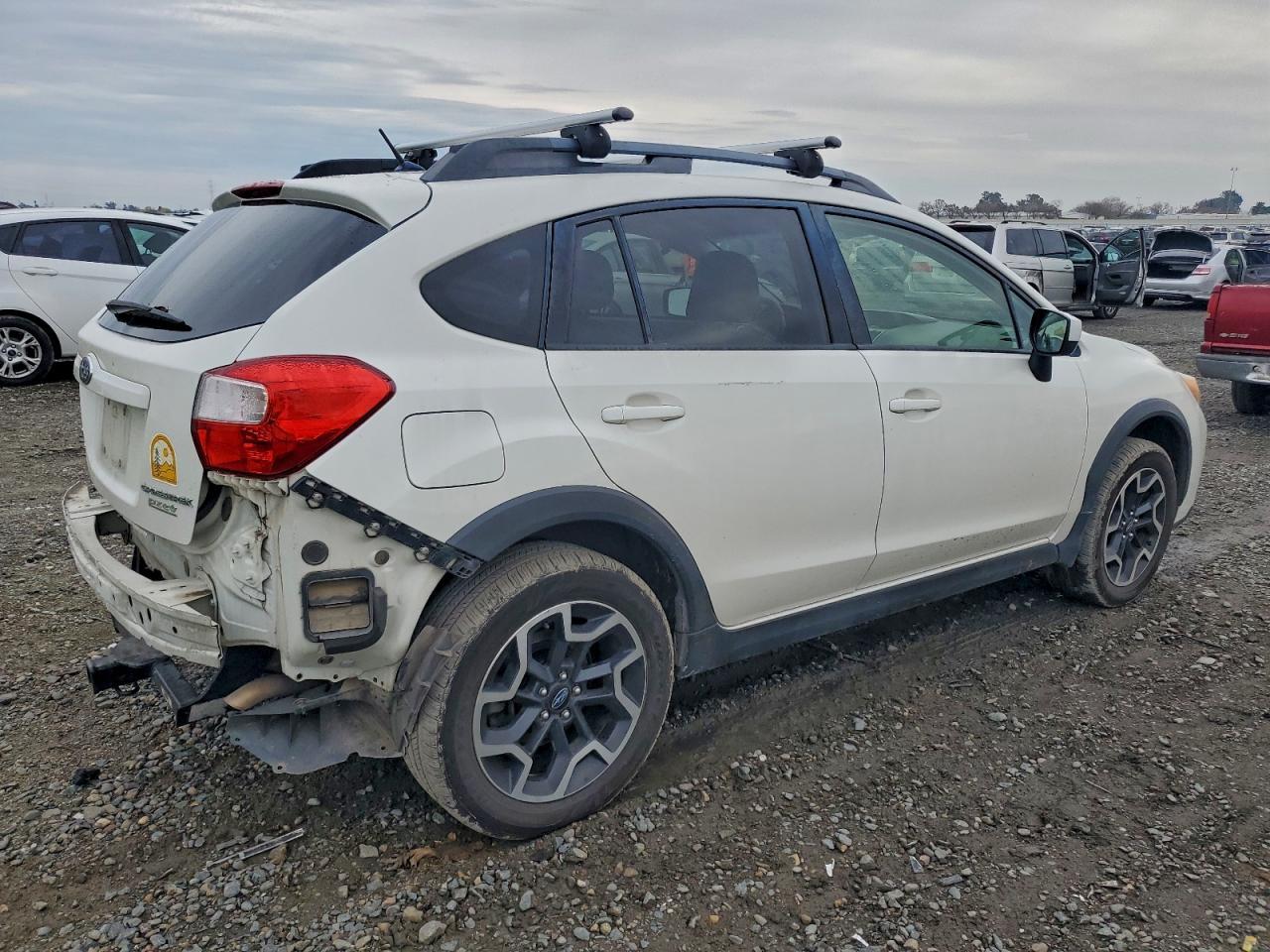 2016 Subaru Crosstrek Premium - Image 3