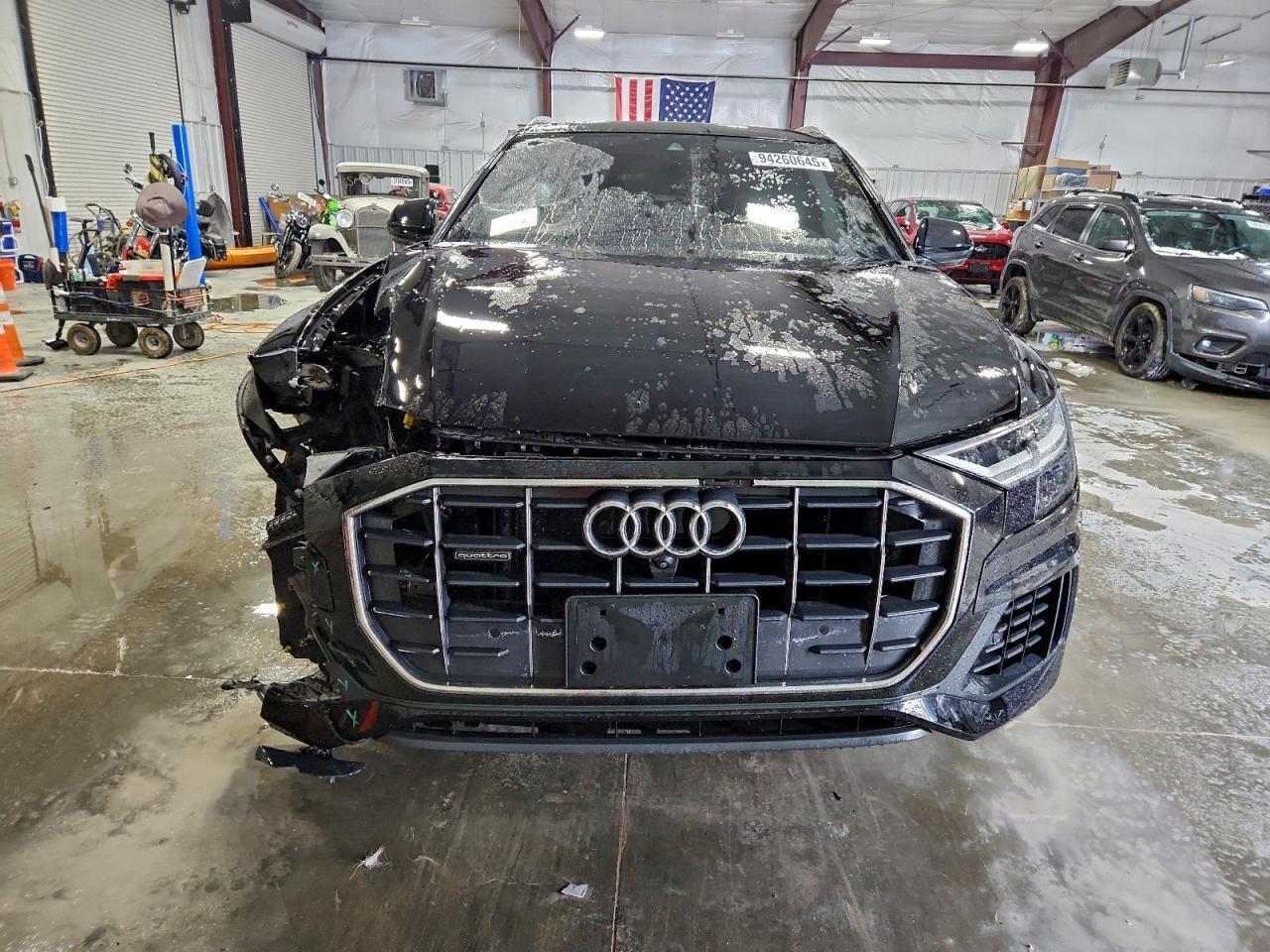 2019 Audi Q8 Premium Plus - Фото 5