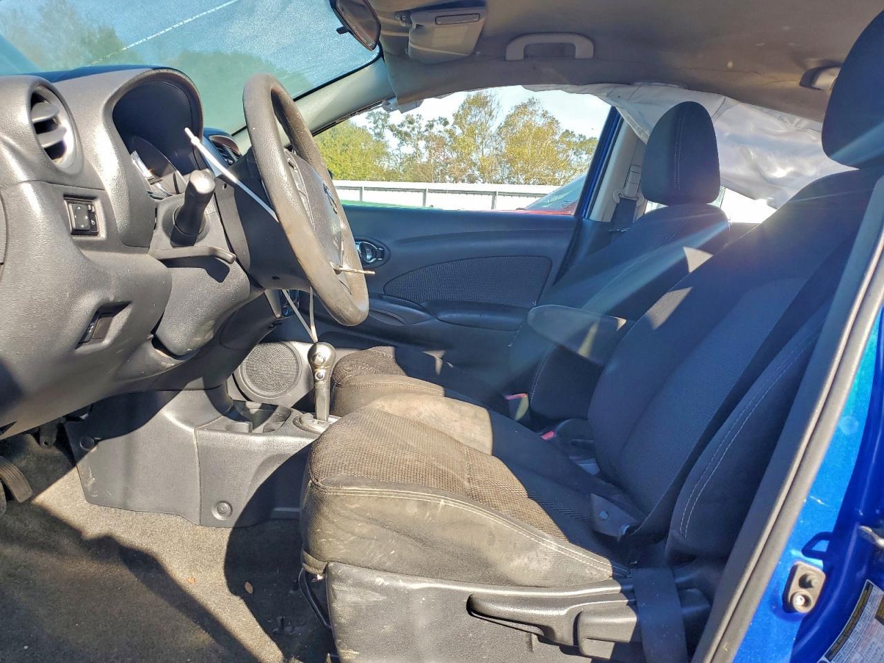 2016 Nissan Versa S - Фото 7