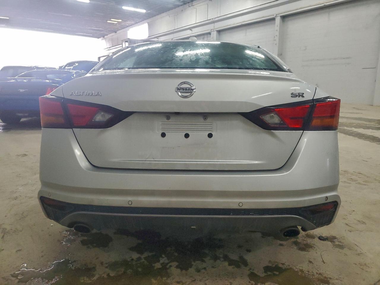 2021 Nissan Altima Sr - Фото 6