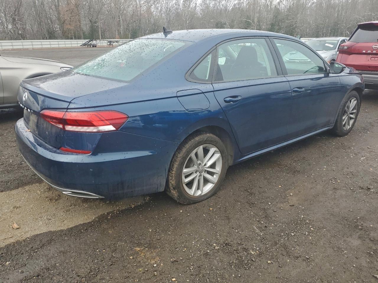 2020 Volkswagen Passat S - Фото 3