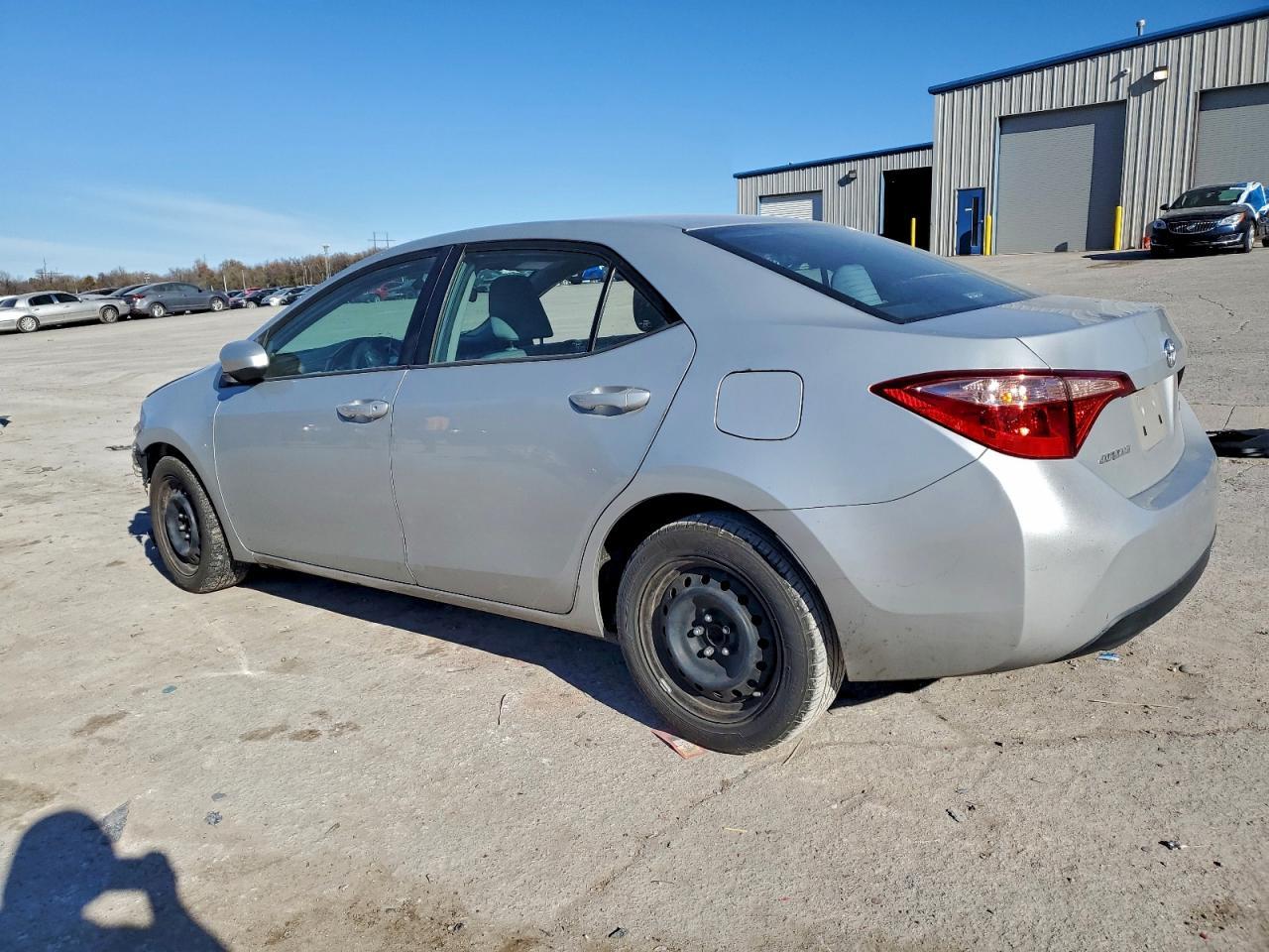 2018 Toyota Corolla L - Фото 2