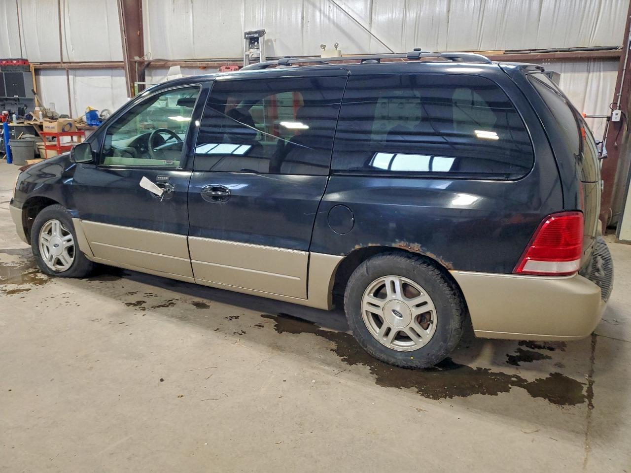 2004 Ford Freestar Sel - Фото 2