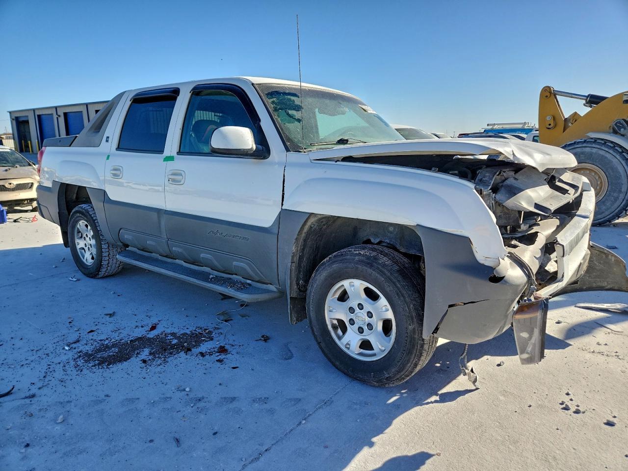 2002 Chevrolet Avalanche K1500 - Image 4