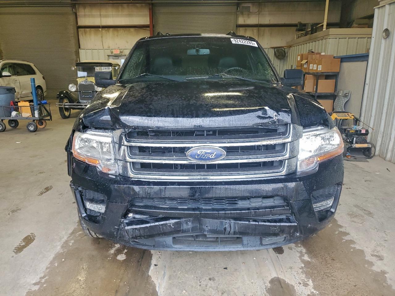 2017 Ford Expedition Xlt - Фото 5