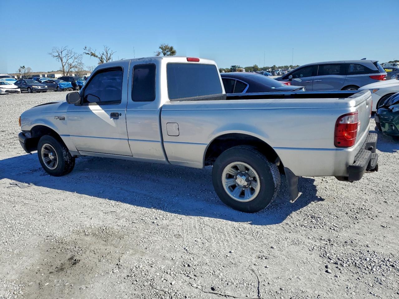 2003 Ford Ranger Super Cab - Фото 2