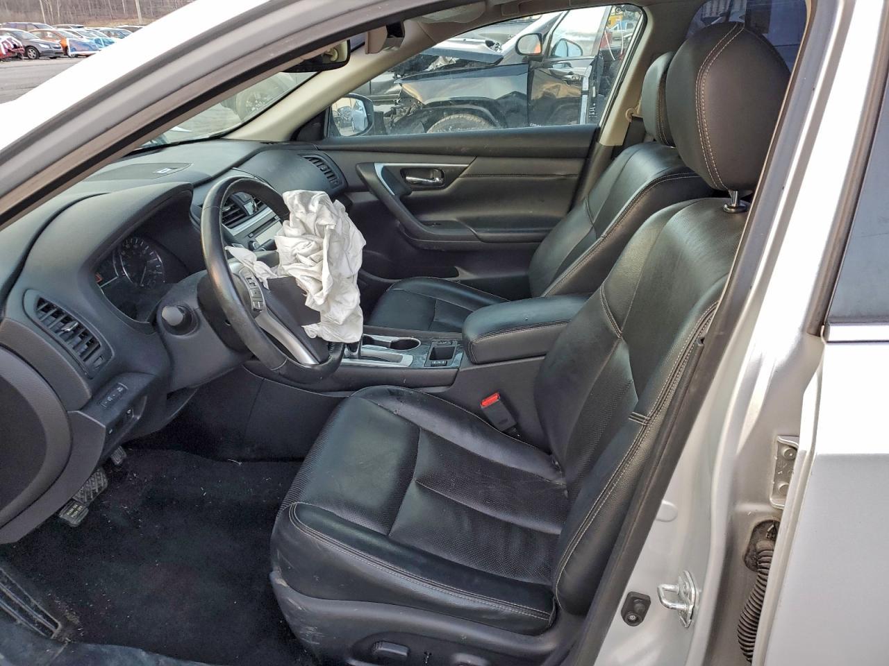 2016 Nissan Altima 2.5 - Фото 7