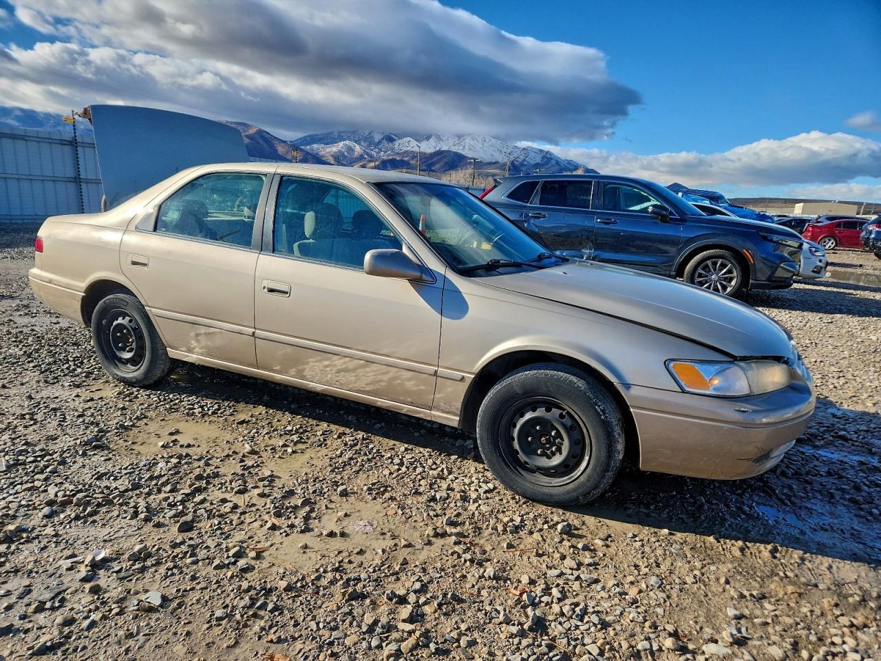 1999 Toyota Camry Le - Фото 4