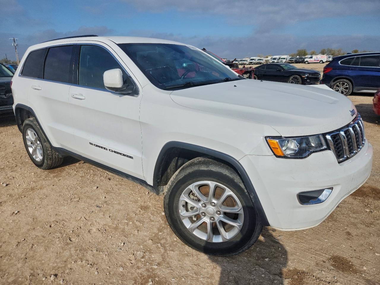 2022 Jeep Grand Cherokee Laredo E - Фото 4