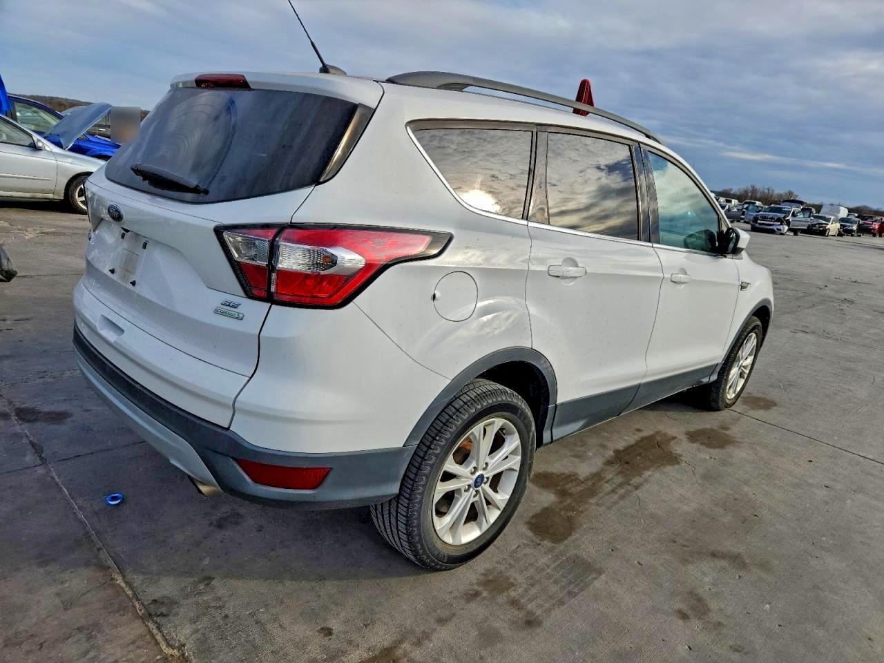 2018 Ford Escape Se - Image 3