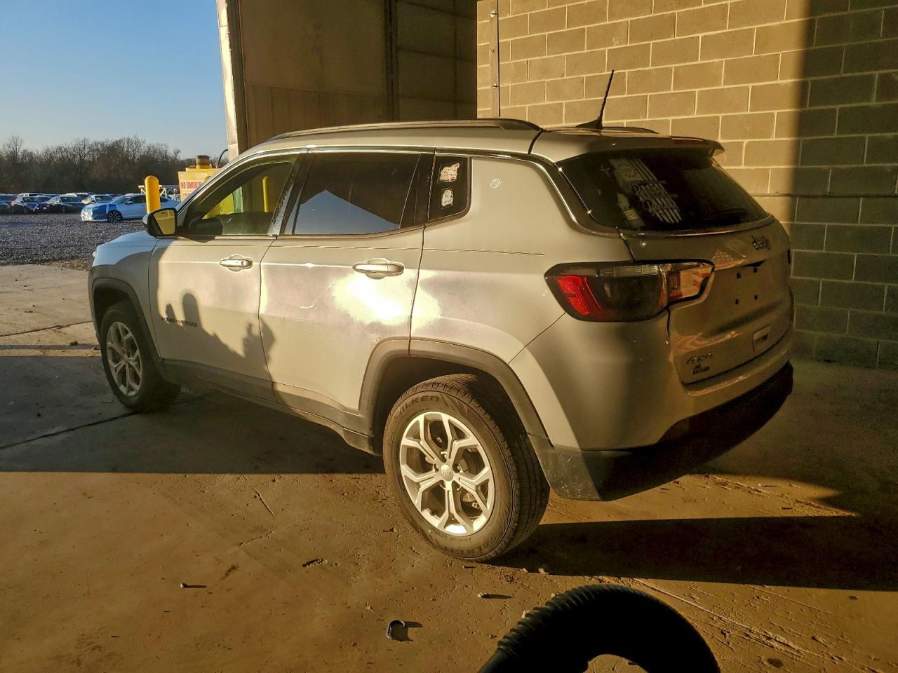 2024 Jeep Compass - Image 2