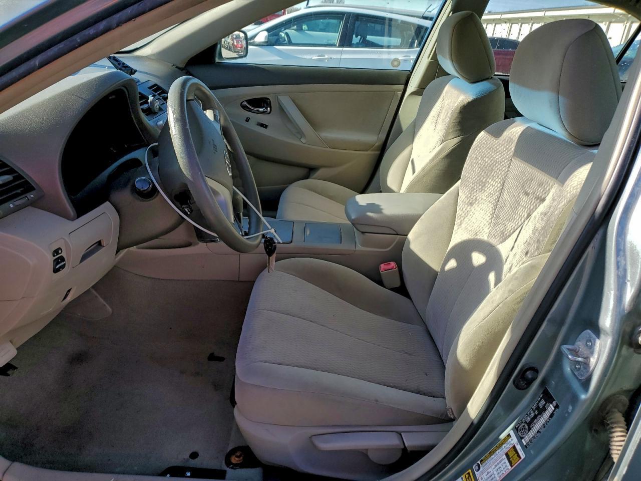 2011 Toyota Camry Base - Фото 7