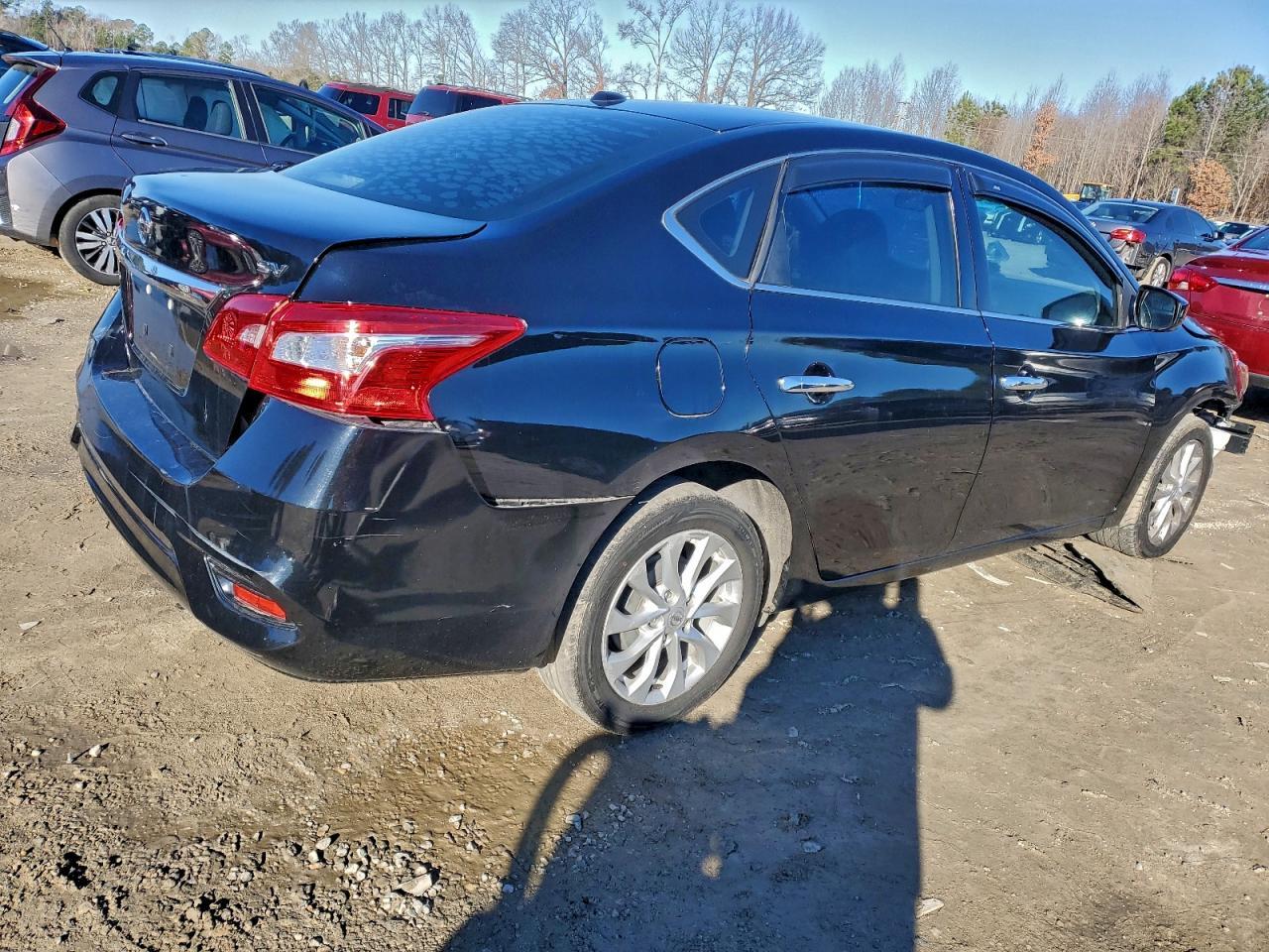 2019 Nissan Sentra S - Фото 3