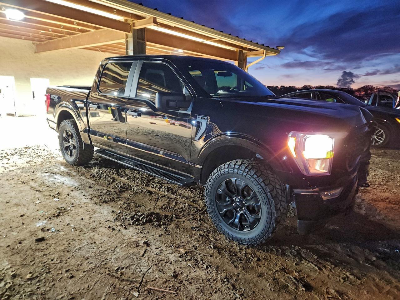 2022 Ford F150 Supercrew - Image 4