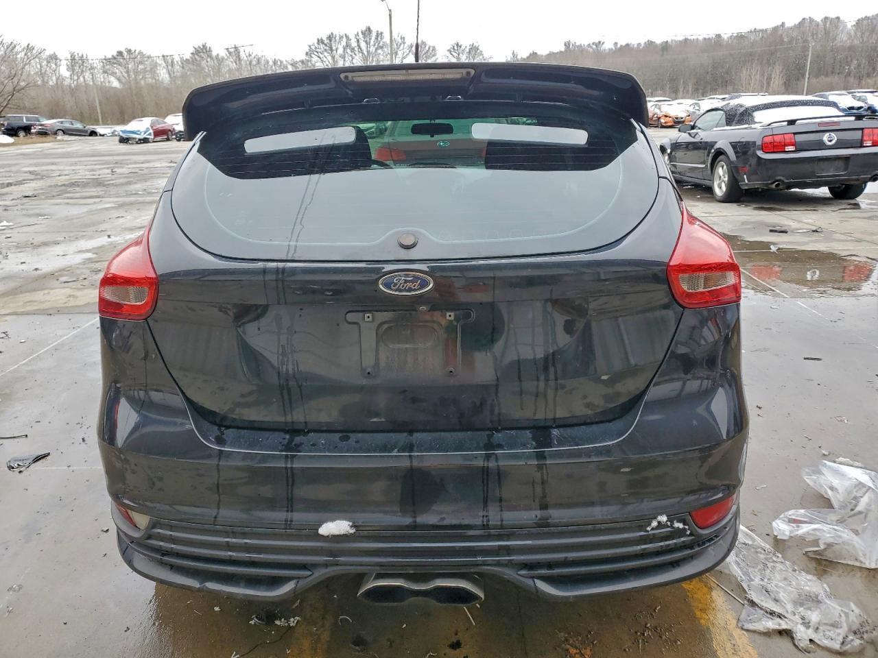 2017 Ford Focus St - Image 6