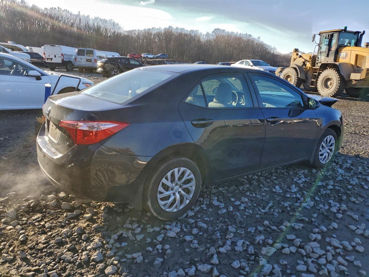 2018 Toyota Corolla L - Фото 3