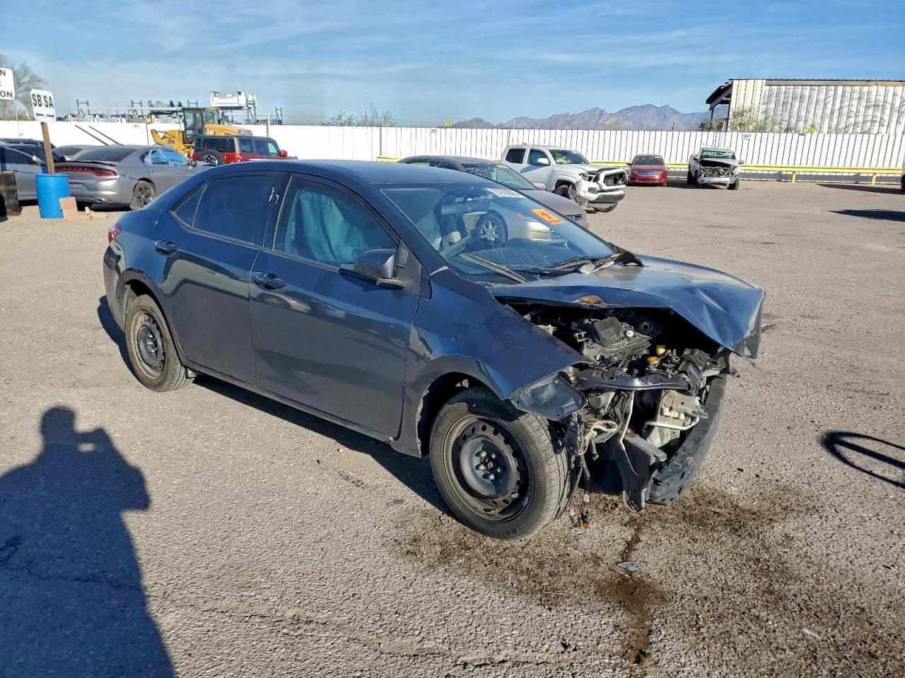 2014 Toyota Corolla L - Фото 4