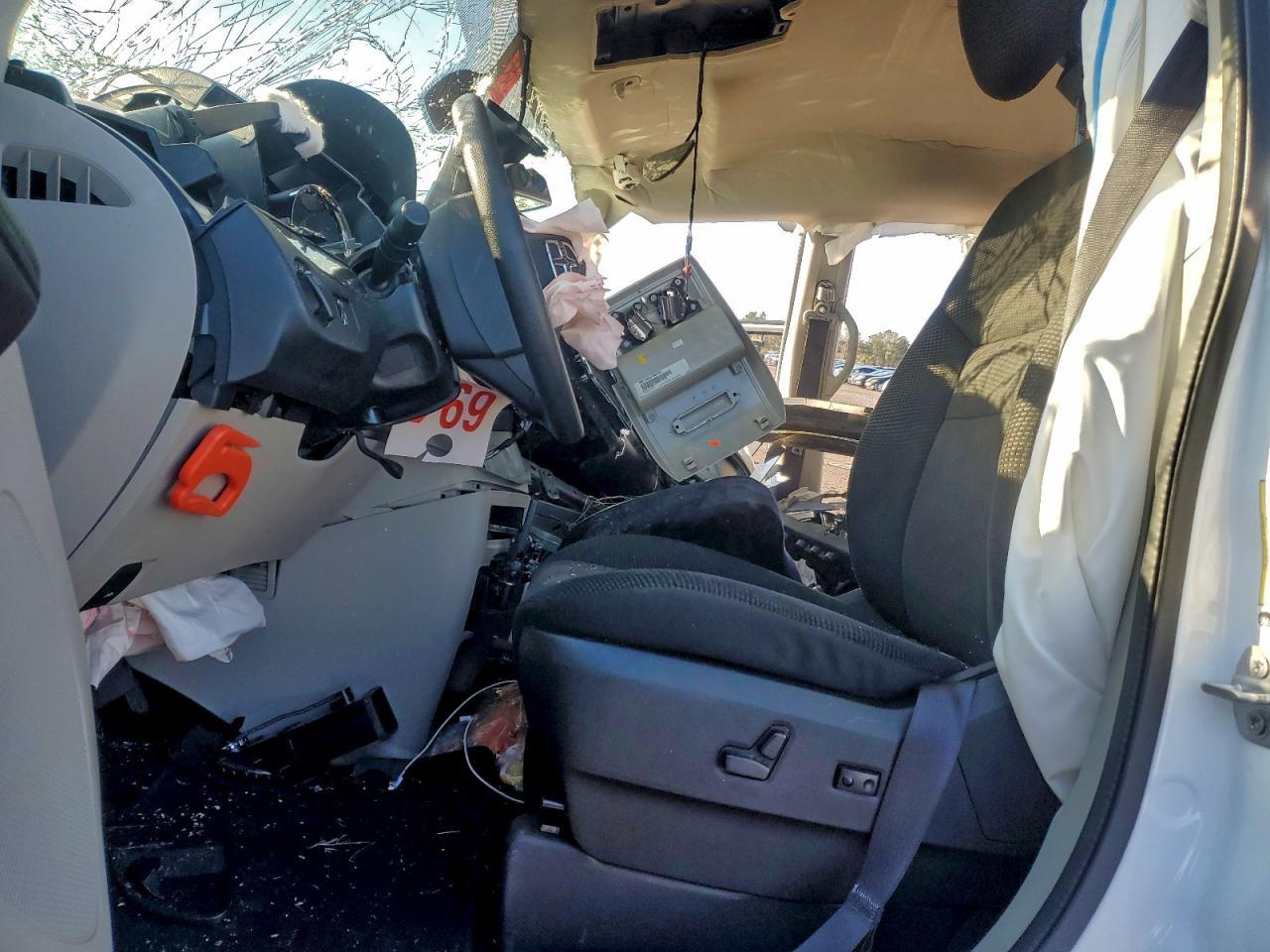 2020 Dodge Caravan - Фото 7