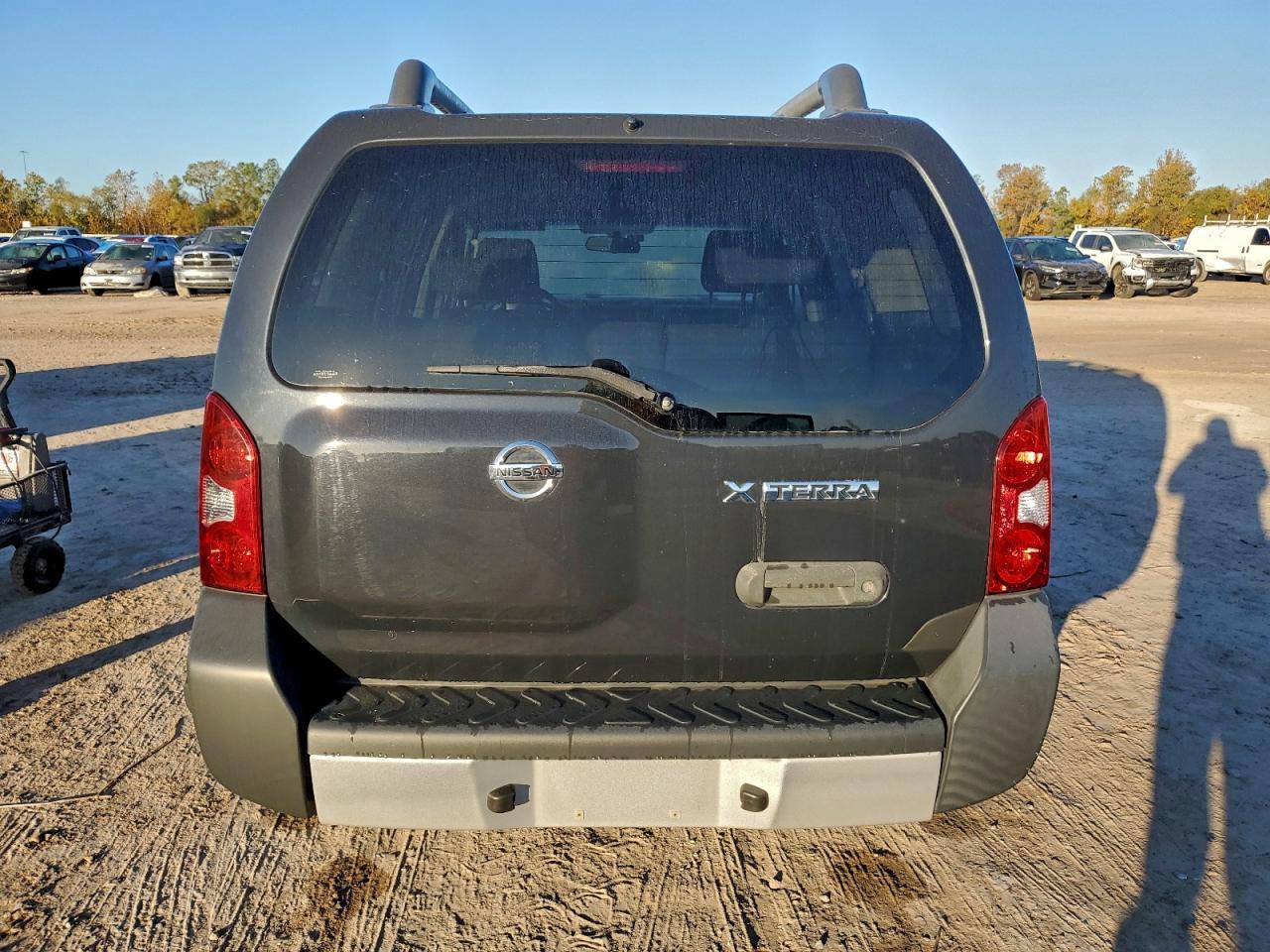2011 Nissan Xterra Off Road - Image 6