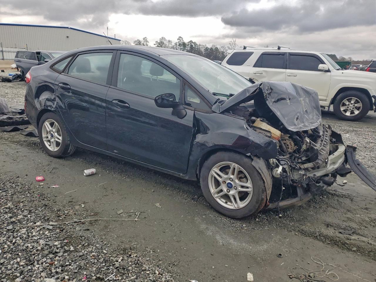 2017 Ford Fiesta Se - Image 4