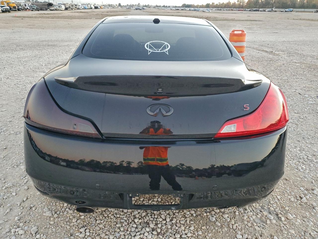 2011 Infiniti G37 - Фото 6