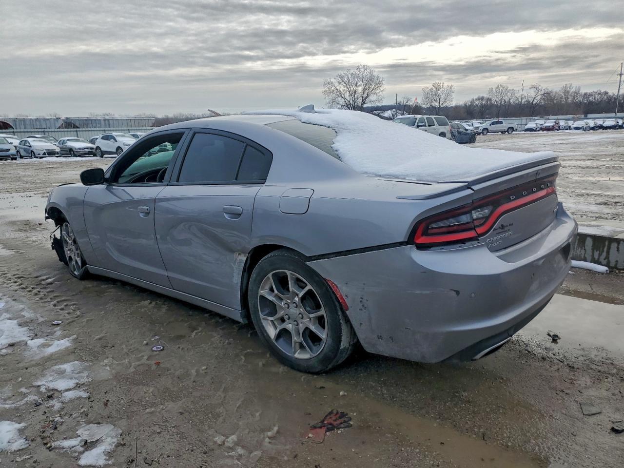 2016 Dodge Charger Sxt - Фото 2