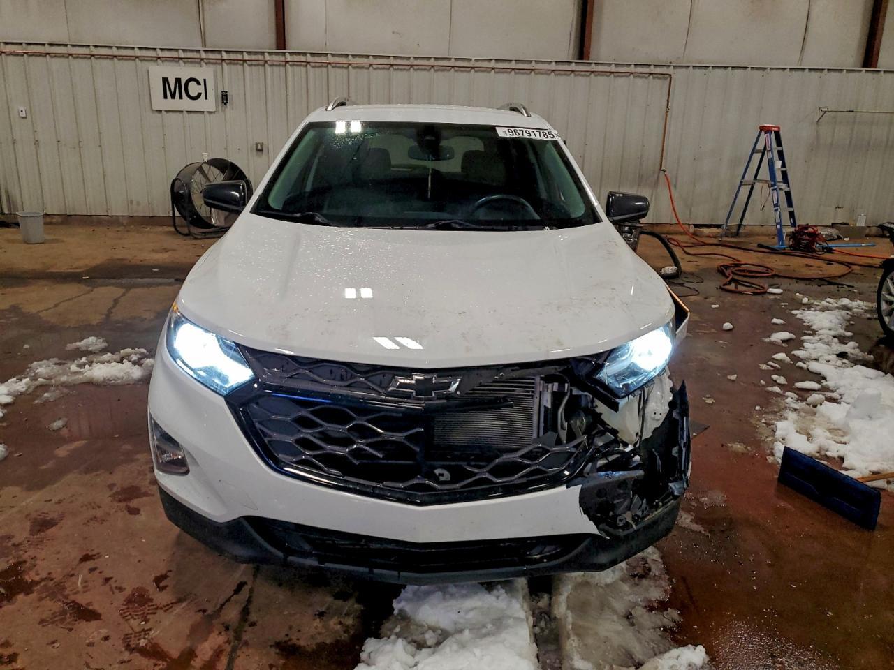 2020 Chevrolet Equinox Premier - Image 5