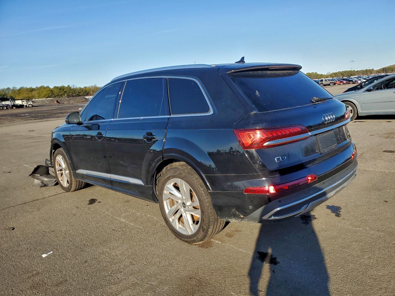 2021 Audi Q7 Premium Plus - Фото 2