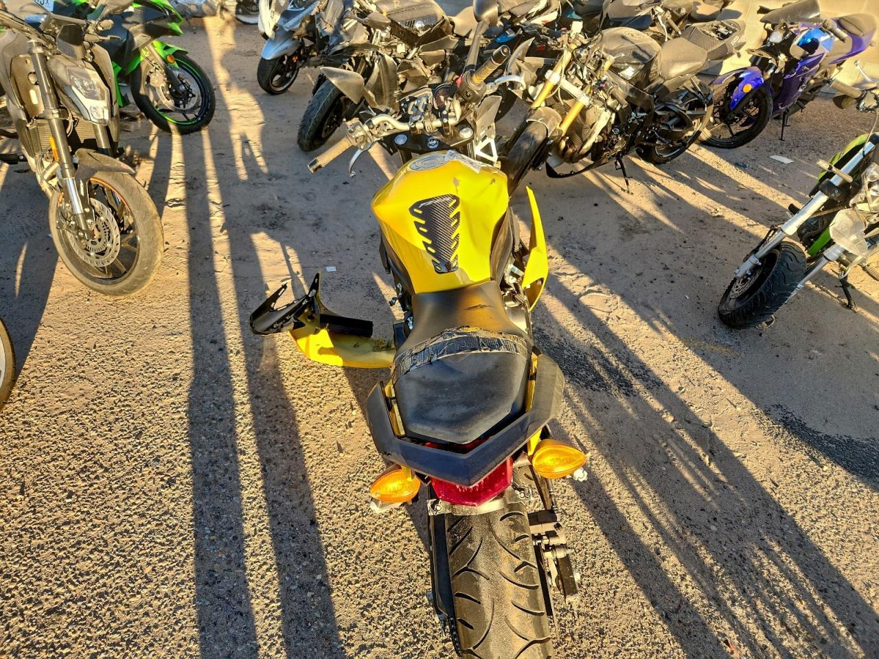 2009 Yamaha Fz6 R - Image 6